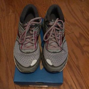 Brooks Ariel ‘18 Running Shoes - 8.5 M